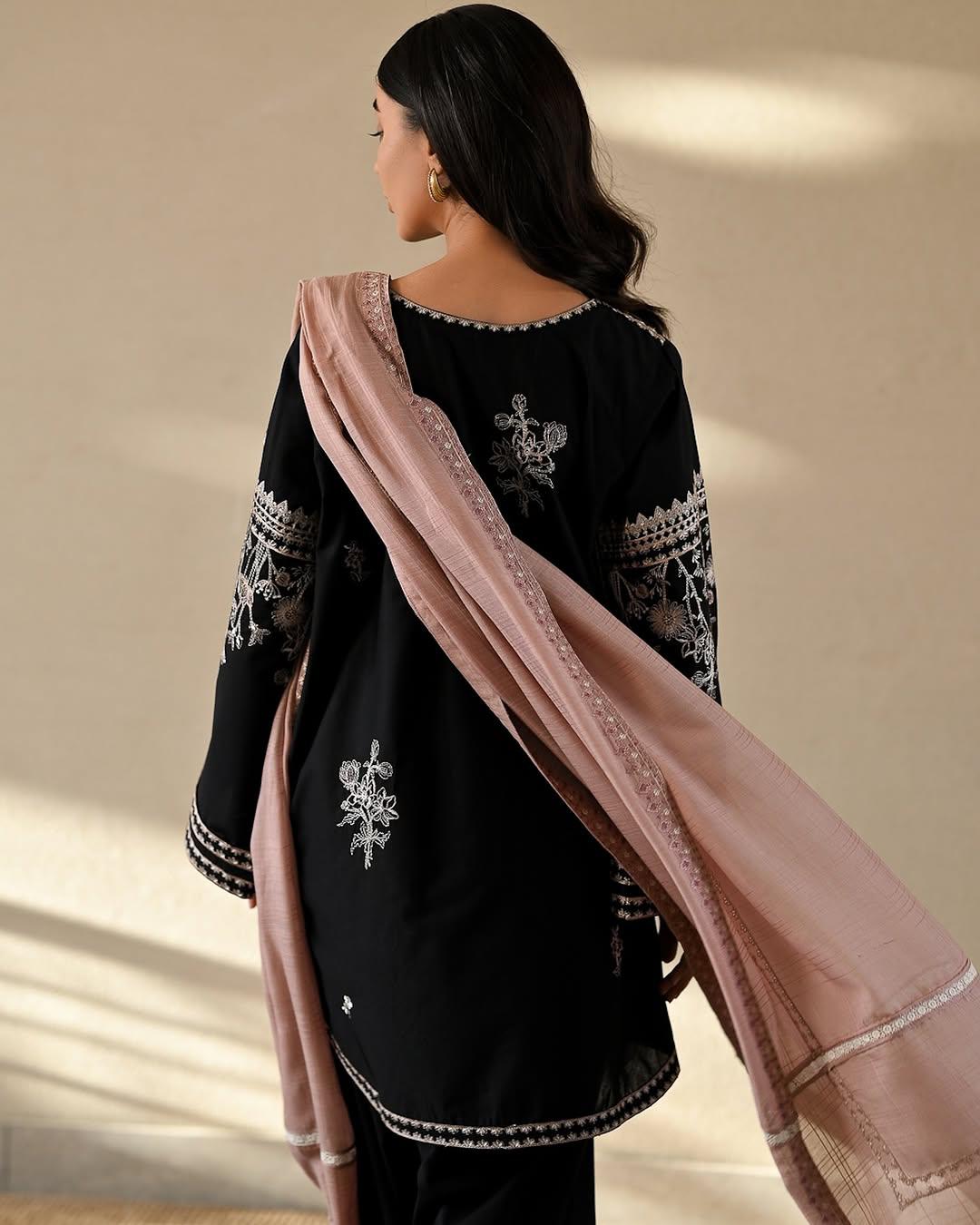ZAIB LUXURY  CO-ORD SET WITH FARSHI