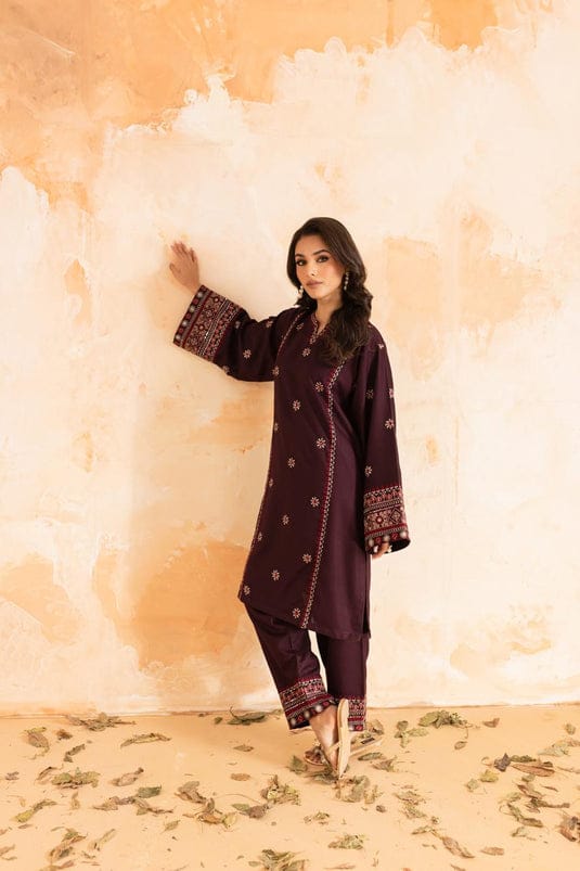 LUXURY NAZAKAT EMB 2Pc