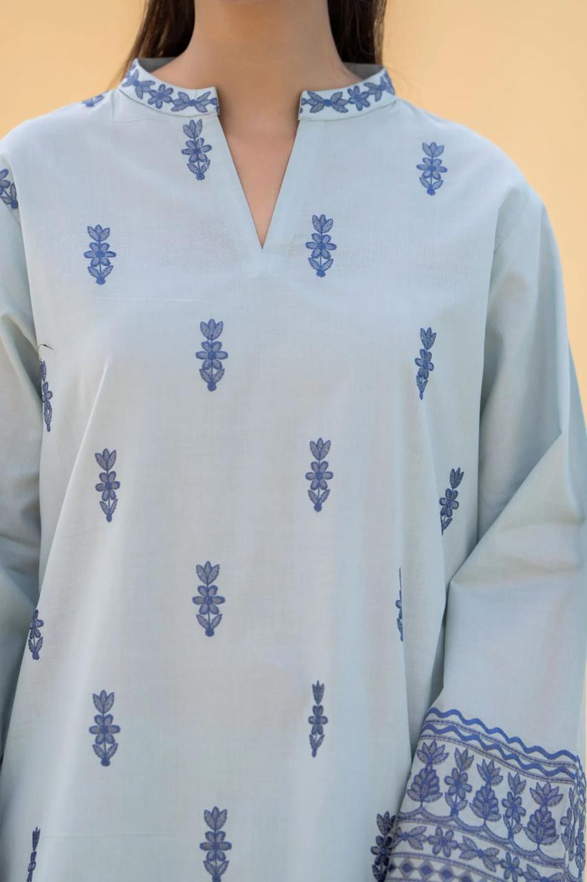 DAINA LAWM  ( FARSHI SHALWAR)